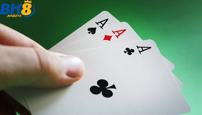 Bí Kíp Chơi Bài Cào Bịp Để Giành Chiến Thắng Và Hốt Bạc Về Nhà 4 Mẹo chia bài 9 nút khá giỏi cho cược thủ.